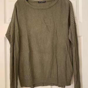 Brandy Melville sweater